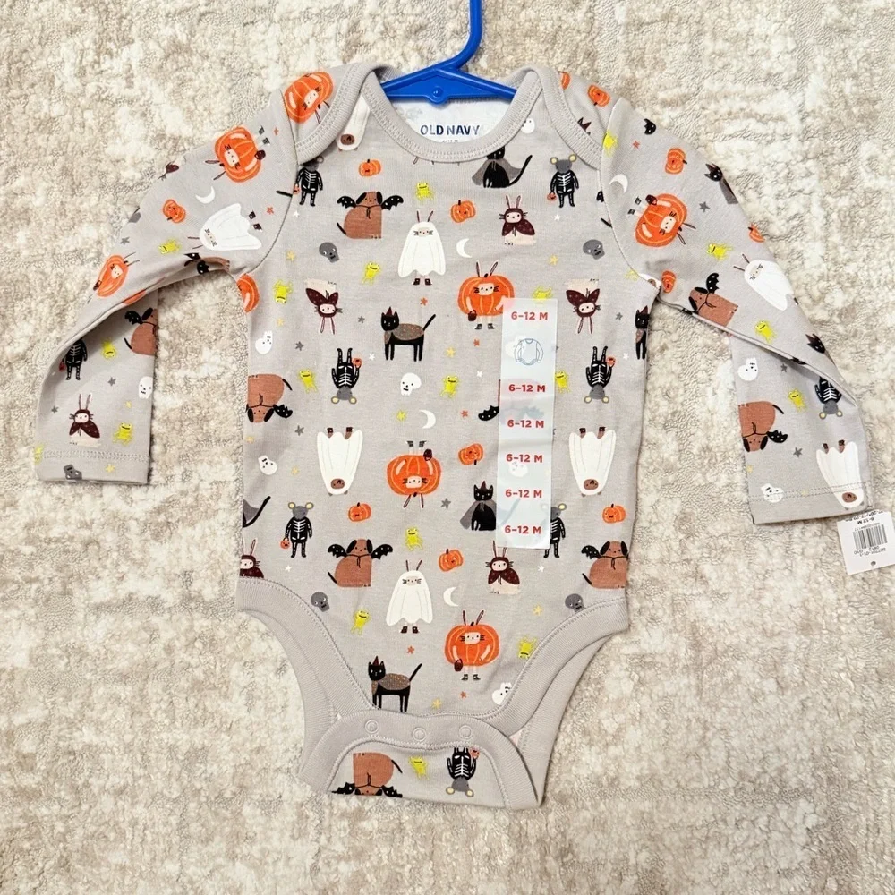 Old Navy Gray Halloween Baby Long Sleeve Bodysuit size 6-12M-NWT